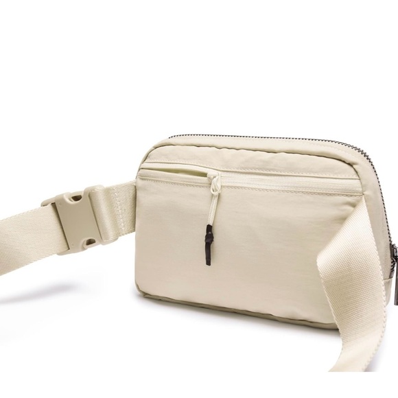 Women’s beige adjustable belt bag- unpackaged but never used. - Picture 2 of 6